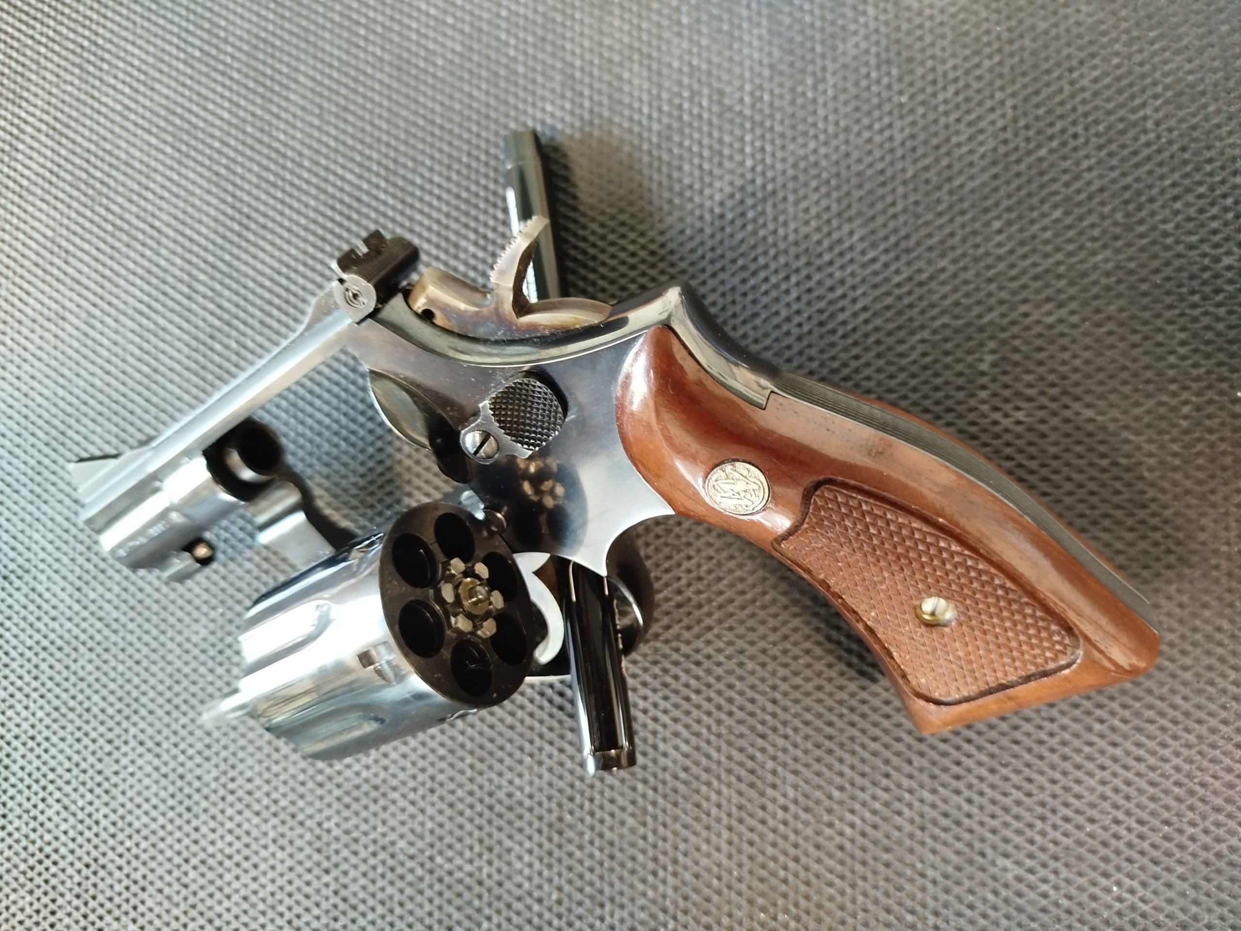 Rewolwer Smith & Wesson Model 15-3 kal. 38Spec